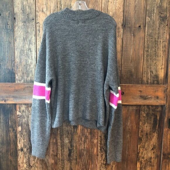John + Jenn XL Gray Oversized Chunky Relaxed Pink Academia Collegiate Sweater - Picture 7 of 7